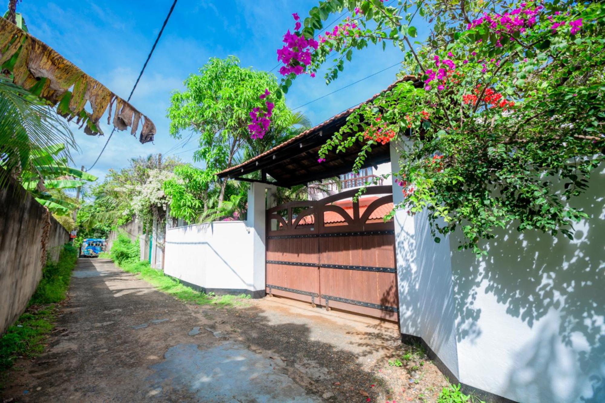 Nibbana Mirissa Hotel Bagian luar foto