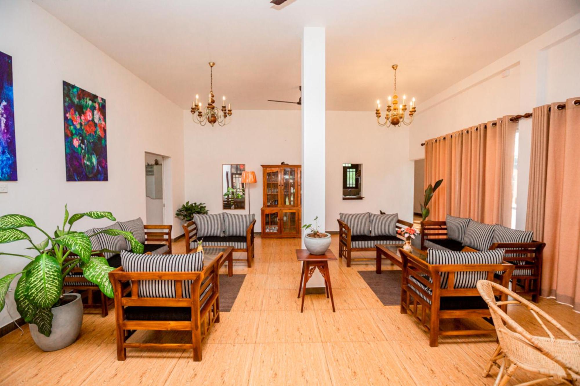 Nibbana Mirissa Hotel Bagian luar foto
